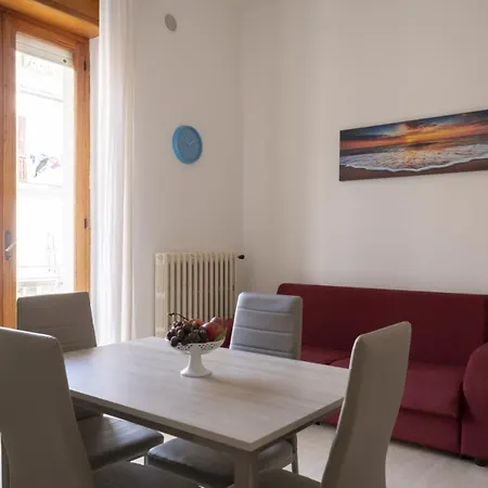 Dimora Del Corso-appartamenti Per Vacanze 비에스테