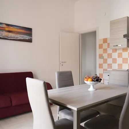 Dimora Del Corso-appartamenti Per Vacanze * Vieste