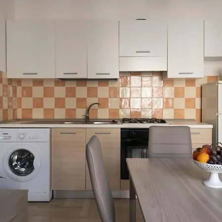 Lägenhet Dimora Del Corso-appartamenti Per Vacanze