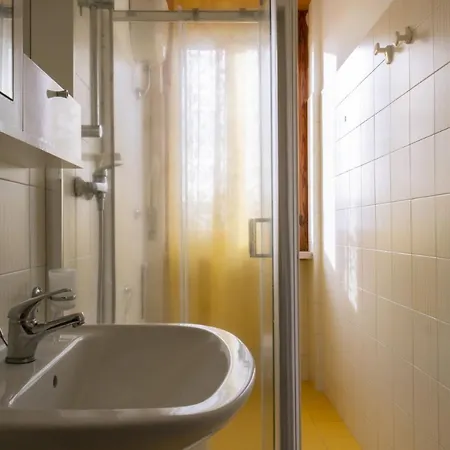 Dimora Del Corso-appartamenti Per Vacanze 아파트 비에스테