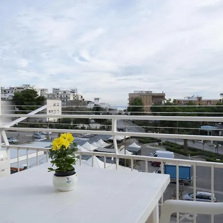 Dimora Del Corso-appartamenti Per Vacanze 아파트 비에스테