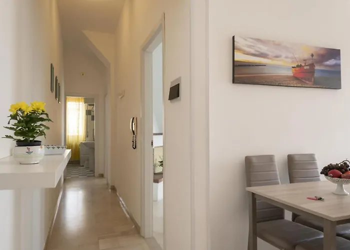 Dimora Del Corso-appartamenti Per Vacanze Daire